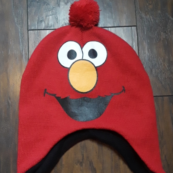 Sesame Street Elmo Winter Hat - Picture 4 of 14